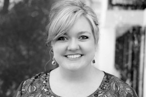 Author Colleen Hoover